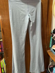 Forever 21 Flare Leggings M