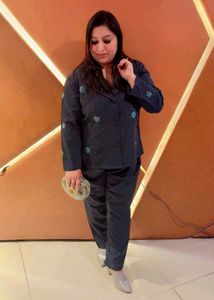 Elegant Navy Embellished Pant Suit
