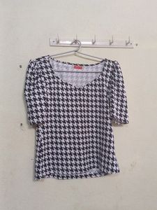 Geometric Print Top