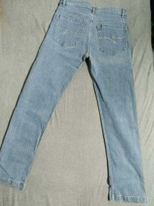 Light Wash Jeans