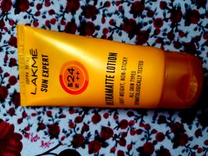 LAKME SUN EXPERT