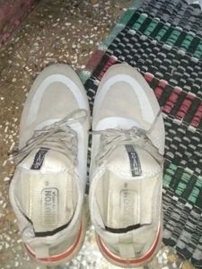 Comfortable Gray Everyday Sneakers