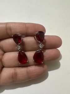 Good quality trendy red stone earrings