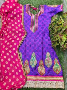 🎀🔥Women Heavy Kurta with Dupatta 🔥🎀