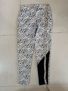 Patterned Active Leggings