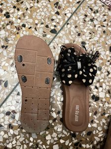 Bow Flip Flops