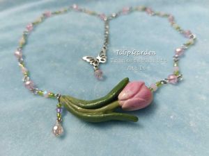 Handcrafted Tulip Flower Beaded Necklace