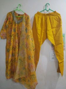 New beautiful organza Floral Print Kurta Set