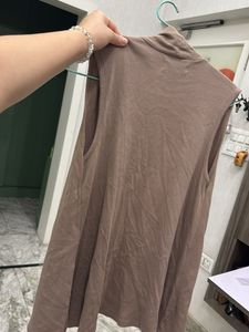 Cosmo&amp;Co Sleeveless Duster