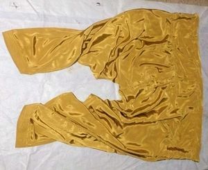 Silk Suits Goldan