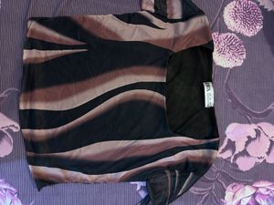 Zara Printed Mesh Top