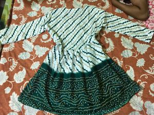 Leheriya Print Peplum Top