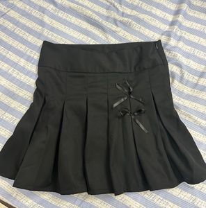 Black Pleated Mini Skirt