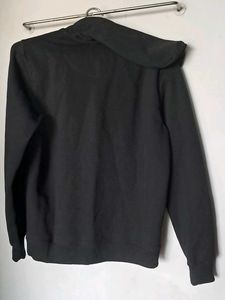 Nobero Plain Zipper Hoodie