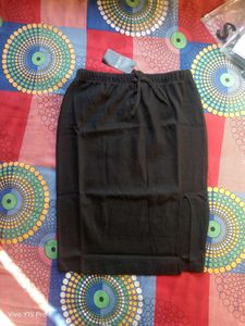 Chic Black Pencil Skirt