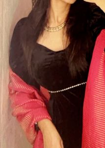 Beautiful Pink And Golden Dupatta