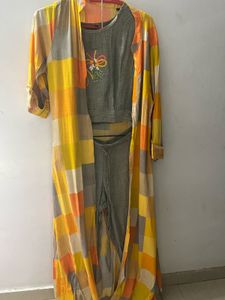Croptop Pant And Jacket Set Of 3