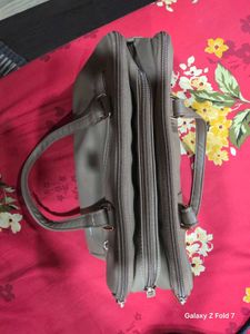 Baggit Handbag triple zipper spacious bag