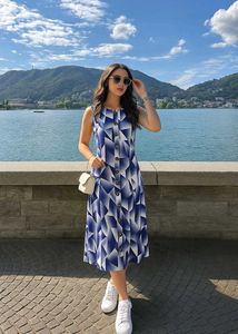 🩵✨Geometric Print Midi Dress✨💫