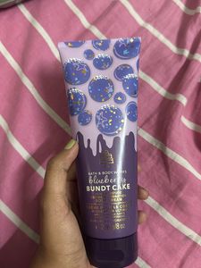 Bbw Blueberry Bundt Cake body cream