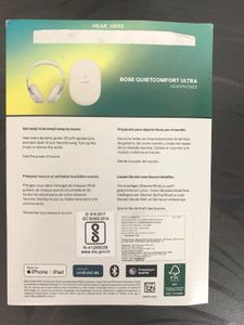 BOSE Quietcomfort Ultra Headphones. Silver color