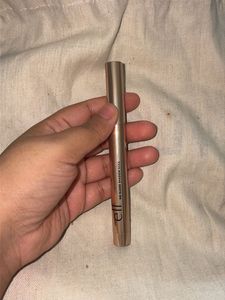 ELF No Budge Shadow Stick - Champagne crystal