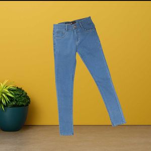 Women sky blue skinny jeans size 28 (O-58)