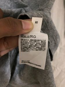 Grey T shirt ( woman&#39;s )