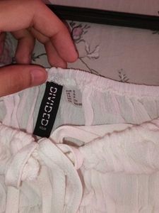 Cute H&amp;M Top With Long Sleeves