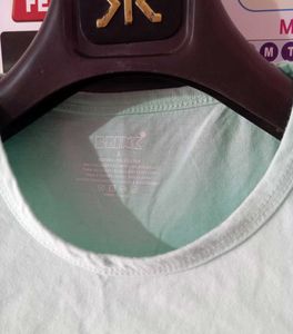 Feelin Good  T-shirt