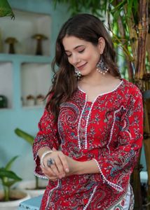 Elegant Red paisley cotton Printed Kurta ,perfect