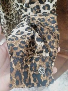 SALE !!Premium Leopard print Shirt With Tie Knot