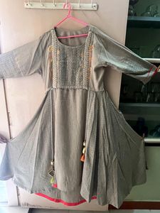 Navratri Wear Women&#39;s  Kurti gown 👗