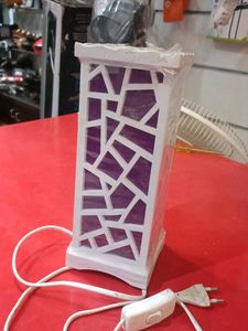 Geometric White & Purple Accent Lamp