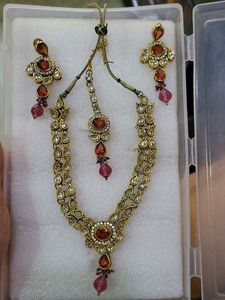 KUNDAN JEWELLERY SET