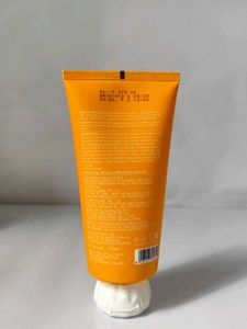 Dot &amp; Key Vitamin C Facewash