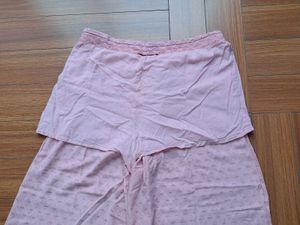 10) Pink Diamond Pattern Palazzo Pants