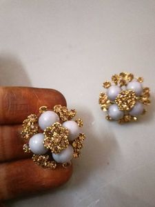 Earings Studs