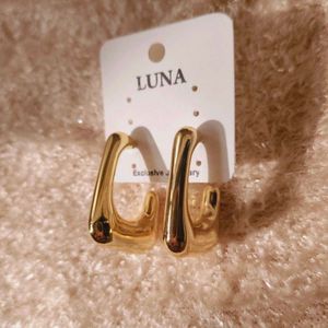Fancy light weight Gold Tone Earrings Bundle