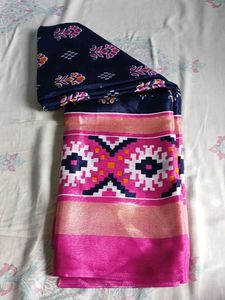 Floral &amp; Geometric Patterned Saree