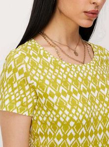 Patterned Women&#39;s Top