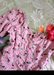Sweetheart Neck Top 💗