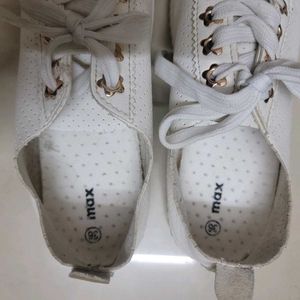 Women White Sneakers/ Casual shoes