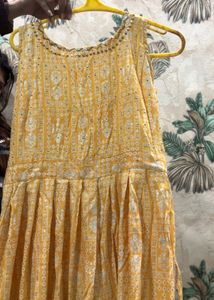 Elegant Yellow Ethnic Gown