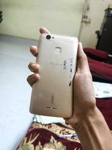 Cracked Screen Smartphone - As Is