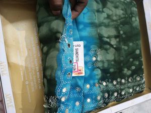 Light Weight Georgette Saree With Blouse Piece