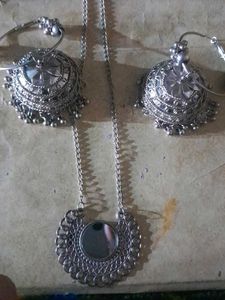 Cute Monalisa Pendants And Beautiful Set