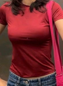 URBANIC GEN Z FITTED TOP