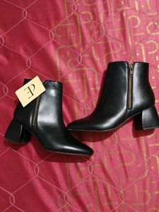 El Paso Black Boots
