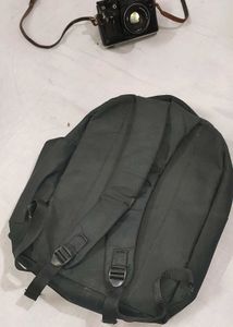 Hp Laptop And Lagged Bag